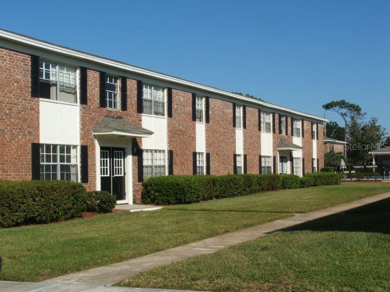 Picture of 5317 Curry Ford Road Unit J101, Orlando FL 32812