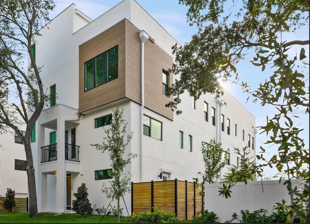 Picture of 323 15Th Street N, St Petersburg, FL 33705