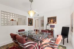 Picture of 1704 Pelican Cove Road Unit T138, Sarasota, FL 34231
