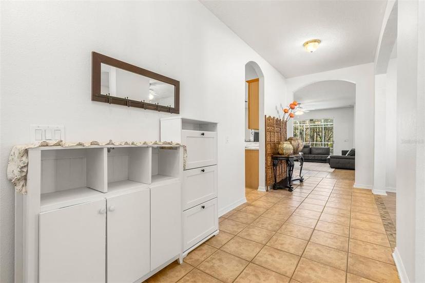 Picture of 18214 Stillwell Lane, Tampa FL 33647