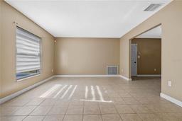 Picture of 1033 Shore Acres Road, Mount Dora, FL 32757