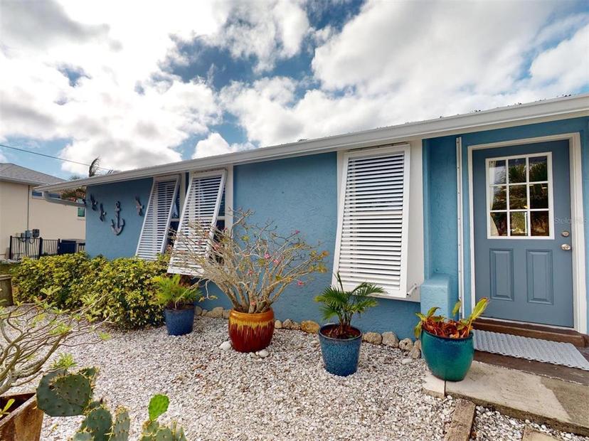 Picture of 193 N Waterway Drive Nw, Port Charlotte FL 33952