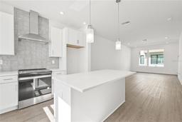 Picture of 319 15Th Street N, St Petersburg, FL 33705