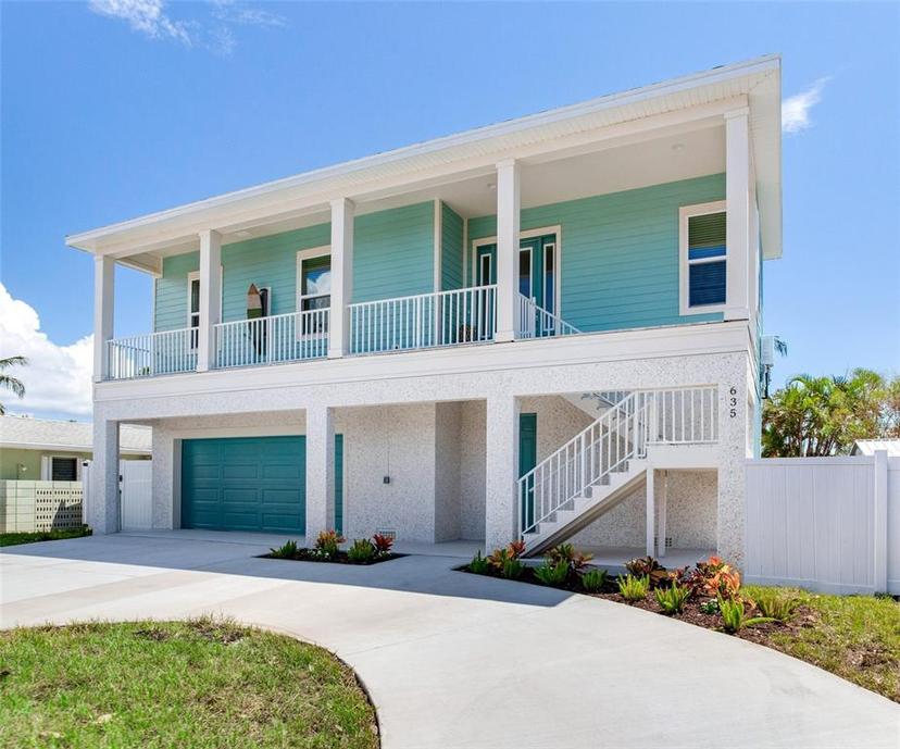 Picture of 635 115Th Avenue, Treasure Island FL 33706