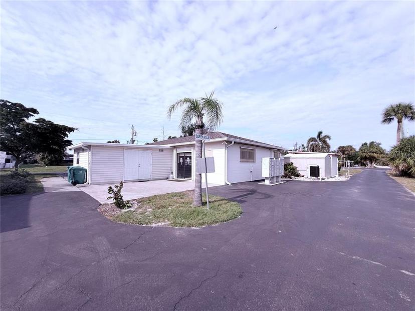 Picture of 25163 Marion Avenue Unit 13, Punta Gorda FL 33950