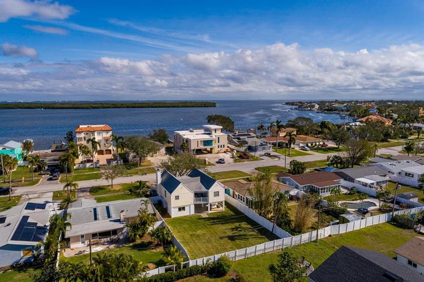 Picture of 5946 Bayou Grande Boulevard Ne, St Petersburg FL 33703