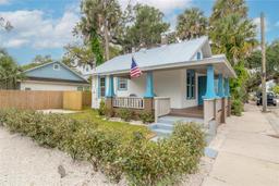 Picture of 208 Douglas Street, New Smyrna Beach, FL 32168