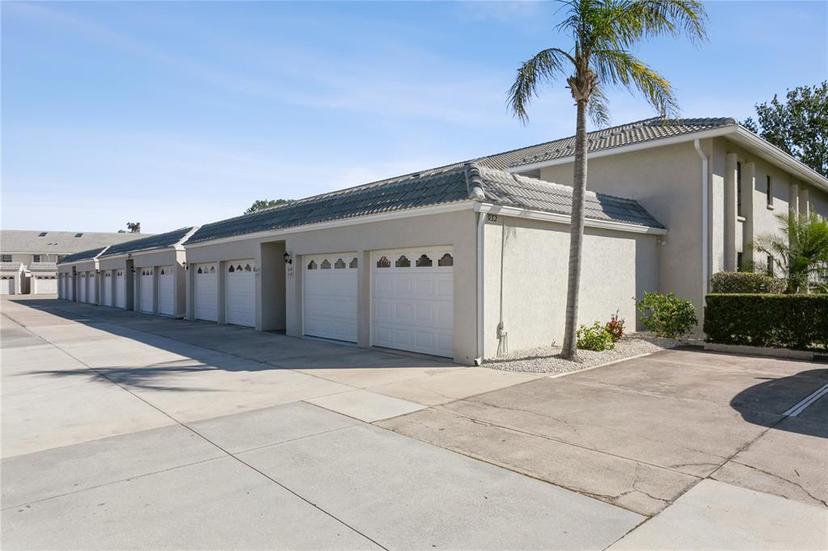 Picture of 932 Capri Isles Boulevard Unit 216, Venice FL 34292