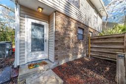 Picture of 4538 SW 44Th Lane, Gainesville, FL 32608