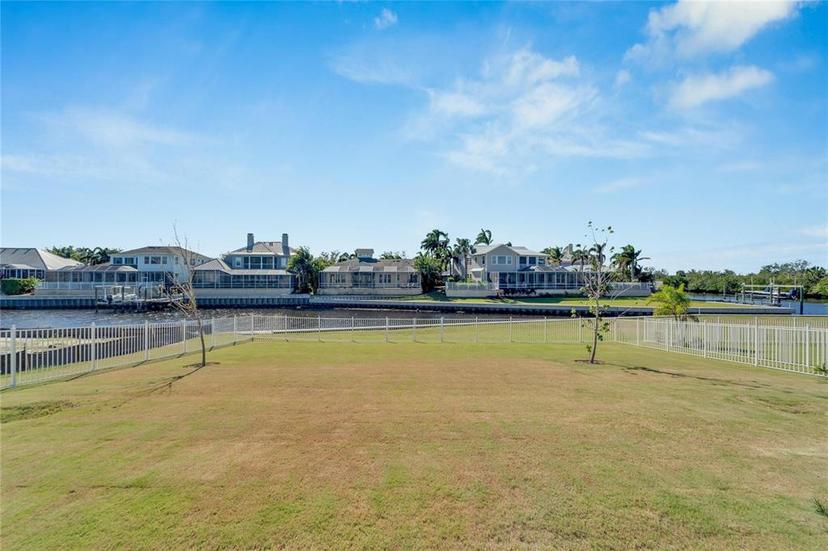 Picture of 1074 Signet Drive, Apollo Beach FL 33572