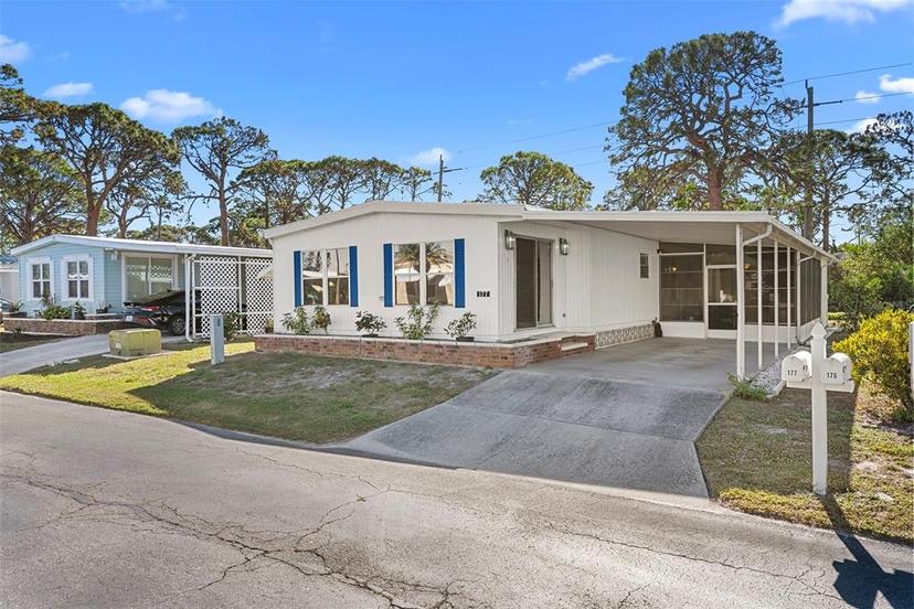 Picture of 177 S Fiji Circle, Englewood FL 34223
