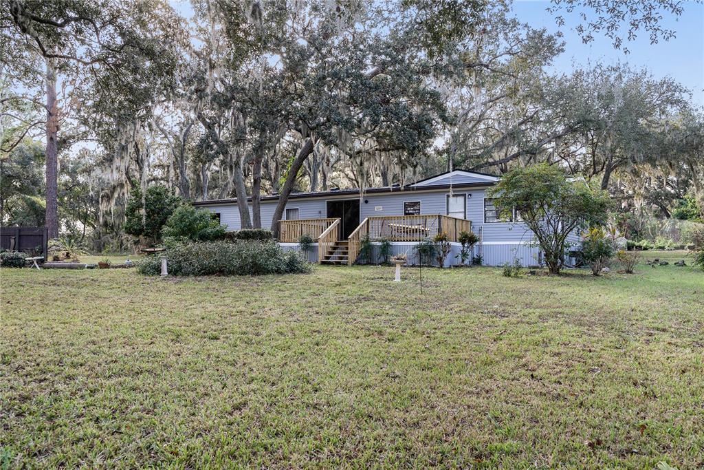Picture of 33250 Irongate Drive, Leesburg, FL 34788