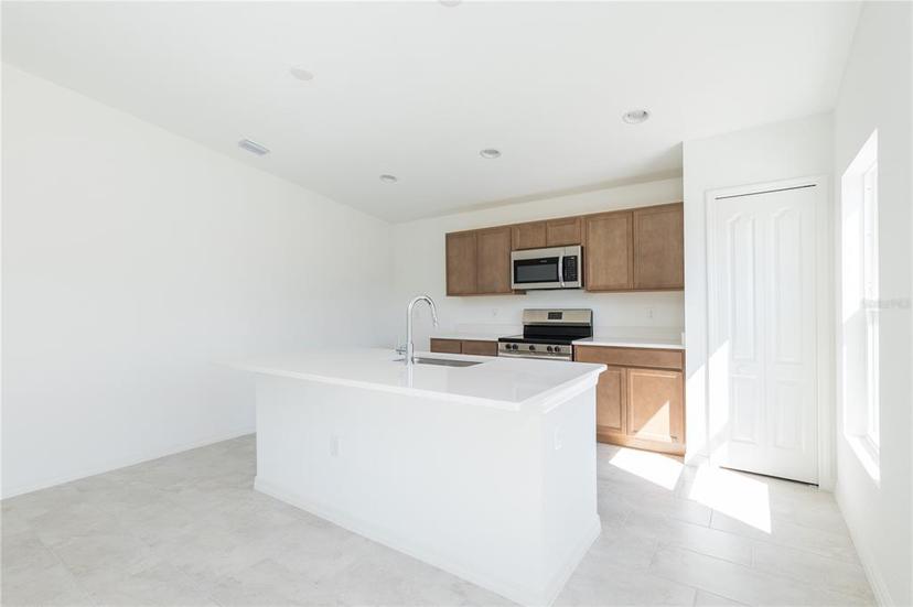 Picture of 2203 Carson Loop, Lake Wales FL 33859