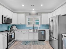 Picture of 101 11Th Street Ocean Unit 25, Marathon, FL 33050