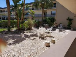 Picture of 12300 Vonn Road Unit 6103, Largo, FL 33774