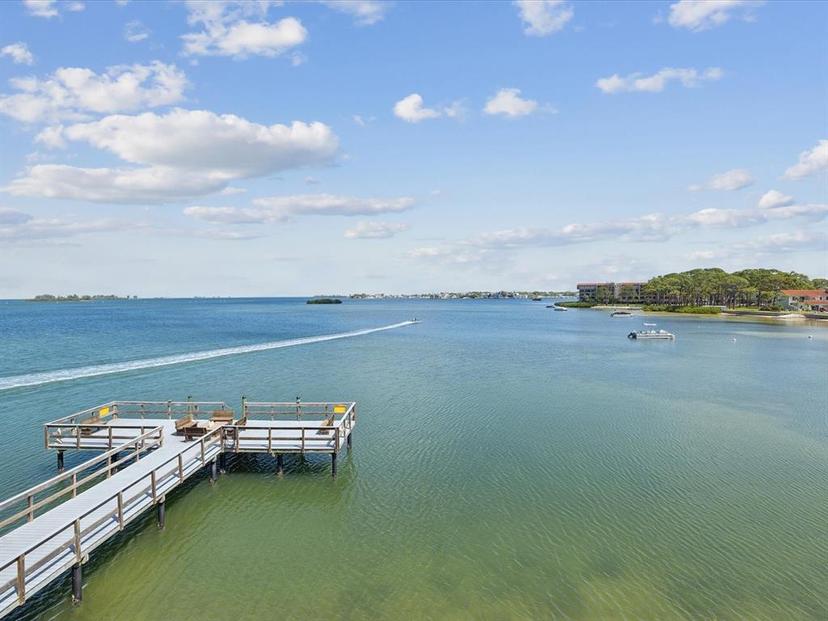 Picture of 464 N Paula Drive Unit 322, Dunedin FL 34698