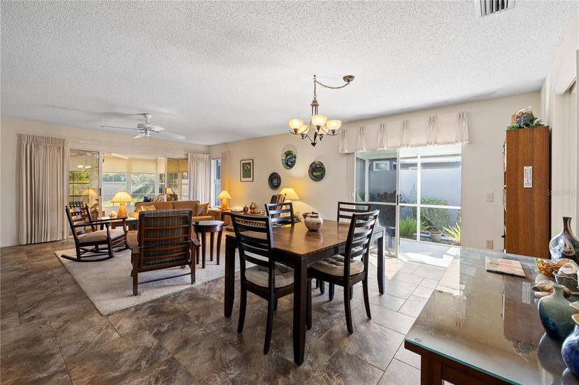 Picture of 704 Harrington Lake Drive S Unit 6, Venice FL 34293