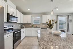 Picture of 1656 Aspen Avenue, Davenport, FL 33837