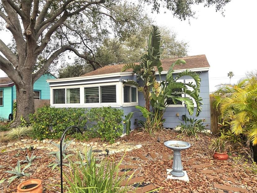 Picture of 143 44Th Avenue N, St Petersburg FL 33703