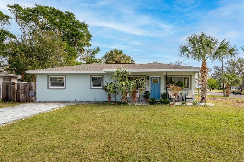Picture of 5901 1St Street Ne, St Petersburg FL 33703