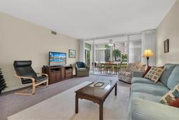 Picture of 19029 Us Highway 19 N Unit 5-1, Clearwater, FL 33764