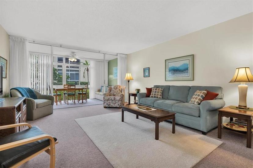Picture of 19029 Us Highway 19 N Unit 5-1, Clearwater FL 33764