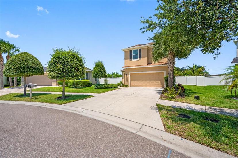 Picture of 8315 Round Leaf Lane, Riverview FL 33578