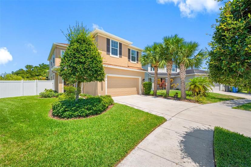 Picture of 8315 Round Leaf Lane, Riverview FL 33578