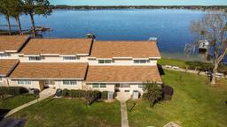 Picture of 11001 SE Sunset Harbor Road Unit B10, Summerfield, FL 34491