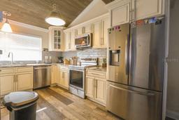 Picture of 11001 SE Sunset Harbor Road Unit B10, Summerfield, FL 34491