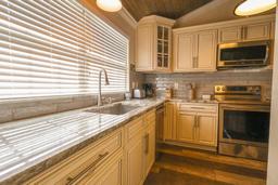 Picture of 11001 SE Sunset Harbor Road Unit B10, Summerfield, FL 34491