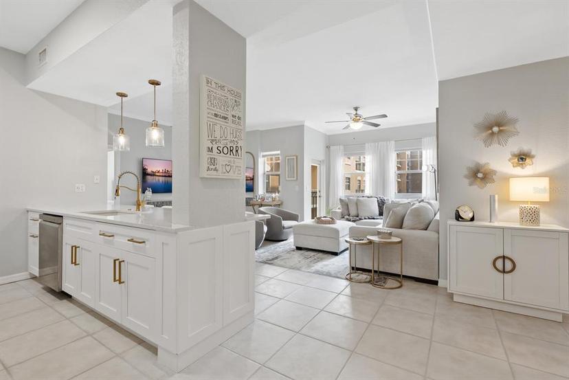 Picture of 1064 N Tamiami Trail Unit 1414, Sarasota FL 34236