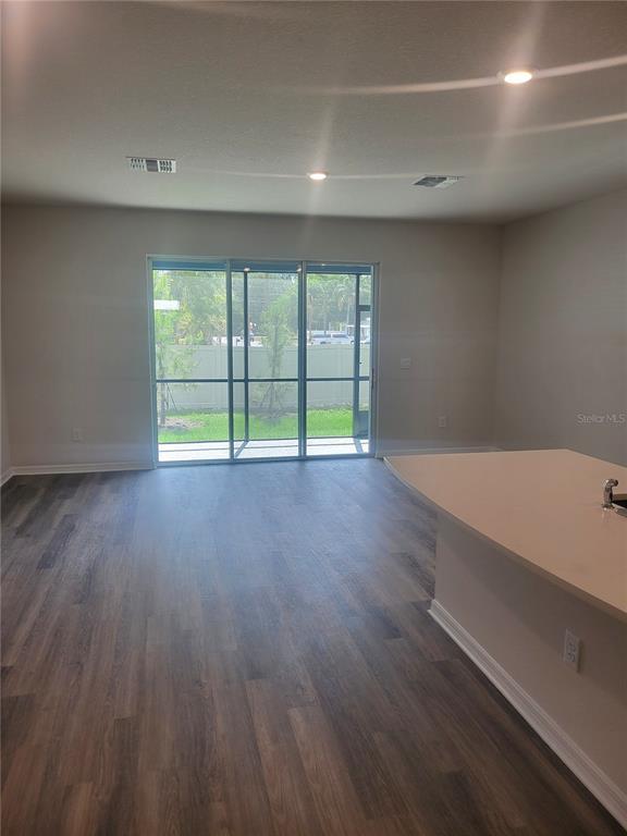 Picture of 11851 Davis Drive, Largo FL 33774