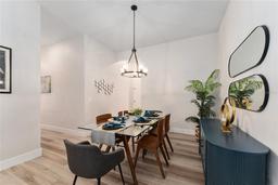 Picture of 993 NW 132Nd Boulevard, Newberry, FL 32669
