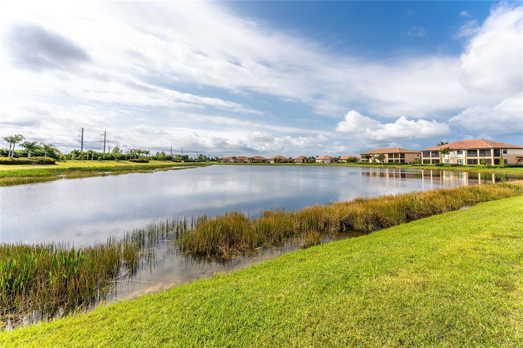 Picture of 23536 Awabuki Drive Unit 4B, Venice, FL 34293