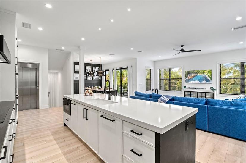 Picture of 129 Mckinley Drive, Sarasota FL 34236