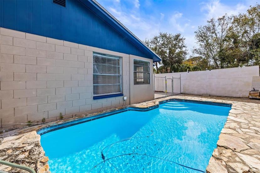 Picture of 9104 Sandcroft Court, Tampa FL 33615