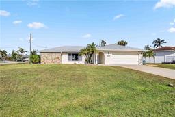 Picture of 546 Highland Avenue Nw, Port Charlotte, FL 33952