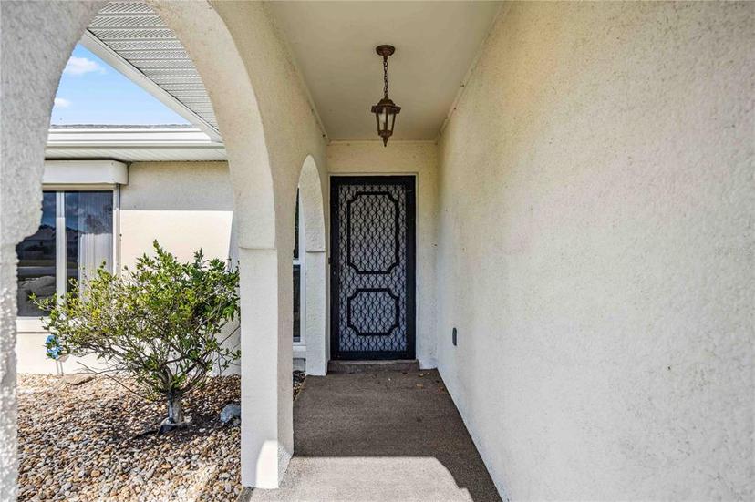 Picture of 546 Highland Avenue Nw, Port Charlotte FL 33952
