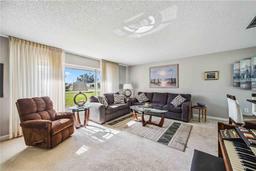 Picture of 546 Highland Avenue Nw, Port Charlotte, FL 33952