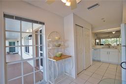 Picture of 201 Silver Lake Drive Unit 204, Venice, FL 34292