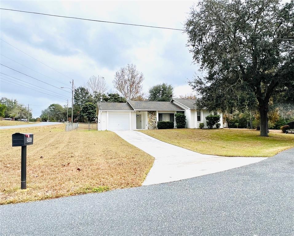 Picture of 5900 W Allspice Place, Homosassa, FL 34448