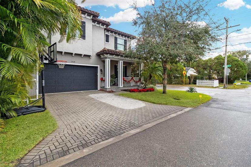Picture of 1839 46Th Avenue N, St Petersburg FL 33714