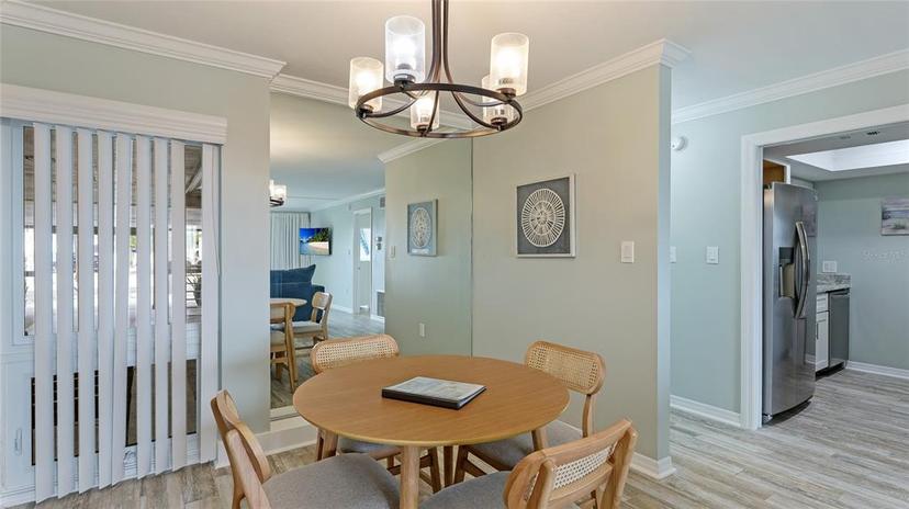 Picture of 524 Beach Road Unit A, Sarasota FL 34242