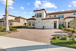 Picture of 10043 Crooked Creek Drive Unit 101, Venice, FL 34293