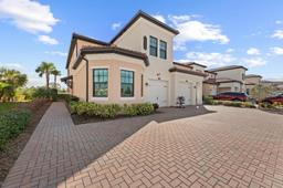 Picture of 10043 Crooked Creek Drive Unit 101, Venice, FL 34293