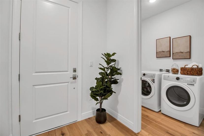 Picture of 600 3Rd Avenue S Unit 401, St Petersburg FL 33701