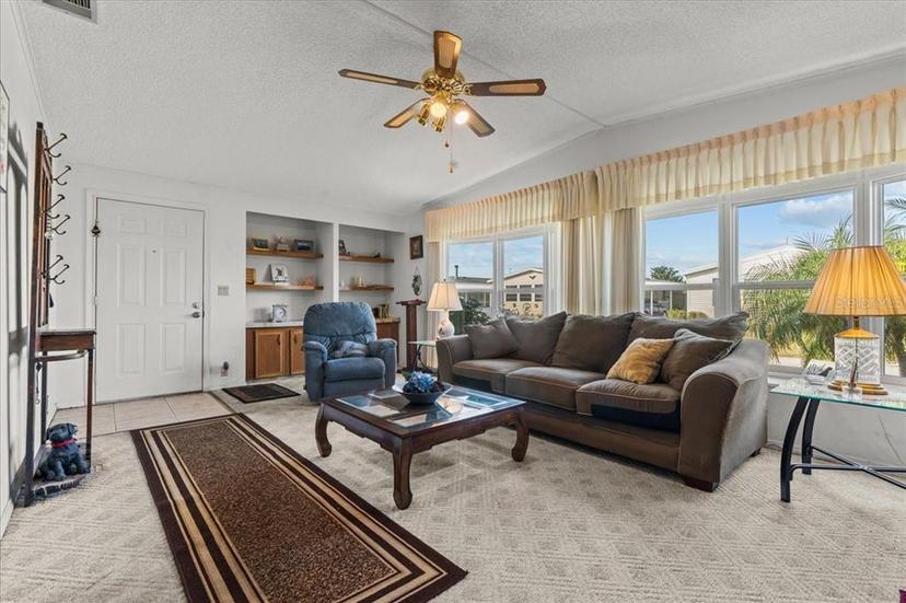Picture of 6399 Lolly Bay Loop Ne, Winter Haven FL 33881