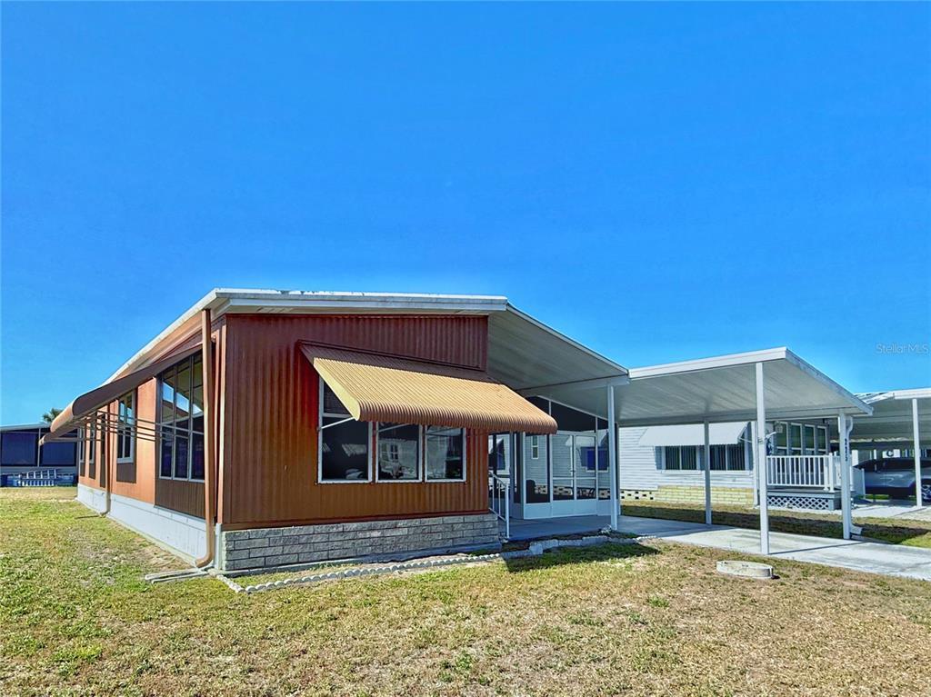 Picture of 225 N Saint Thomas Circle, Apollo Beach, FL 33572
