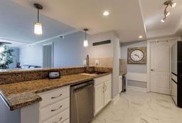 Picture of 6372 Palma Del Mar Boulevard S Unit 705, St Petersburg, FL 33715